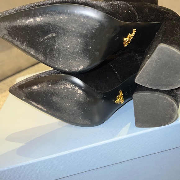 Prada velvet boots authentic - Picture 2 of 6